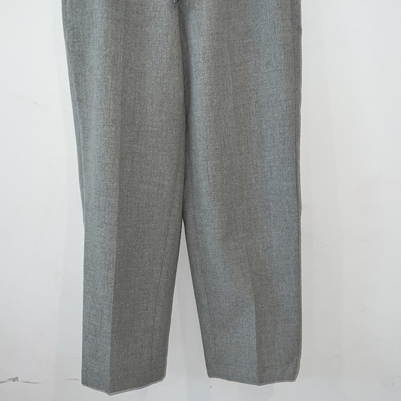Aritzia The Group Babaton Light Gray Jimmy Cropped Pants Size XS - Picture 5 of 16